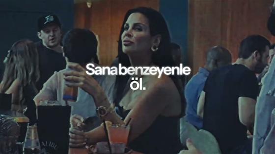 Şahiden Sana Benzeyenle Öl